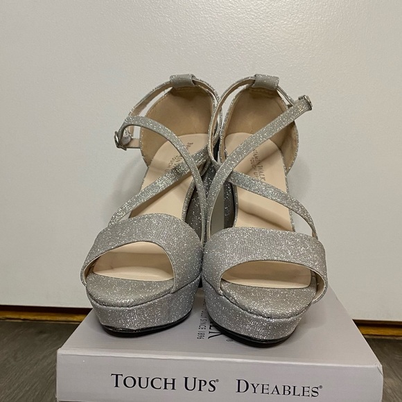 Chloe Chunky Platform Block Heel Silver Holiday Criss Cross Vamp Strappy 4” - Picture 7 of 16